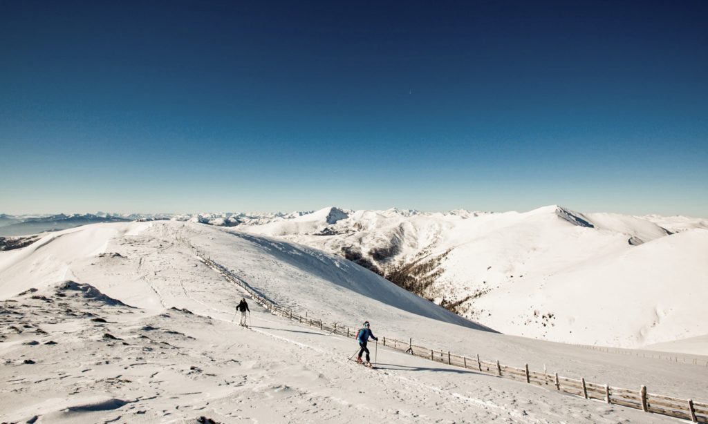 langgestreckte Rücken am Nockberge-Trail Winter Skitourentrail